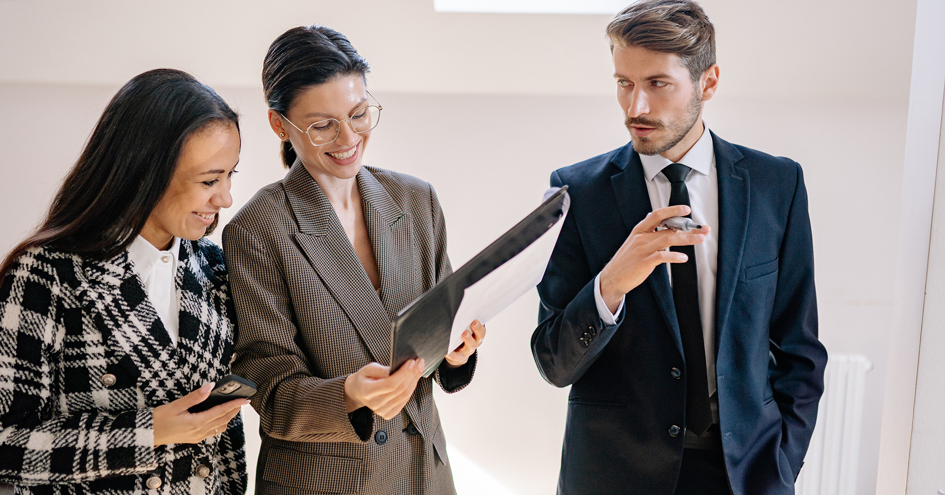 Kidrise 童樂高飛 Logo